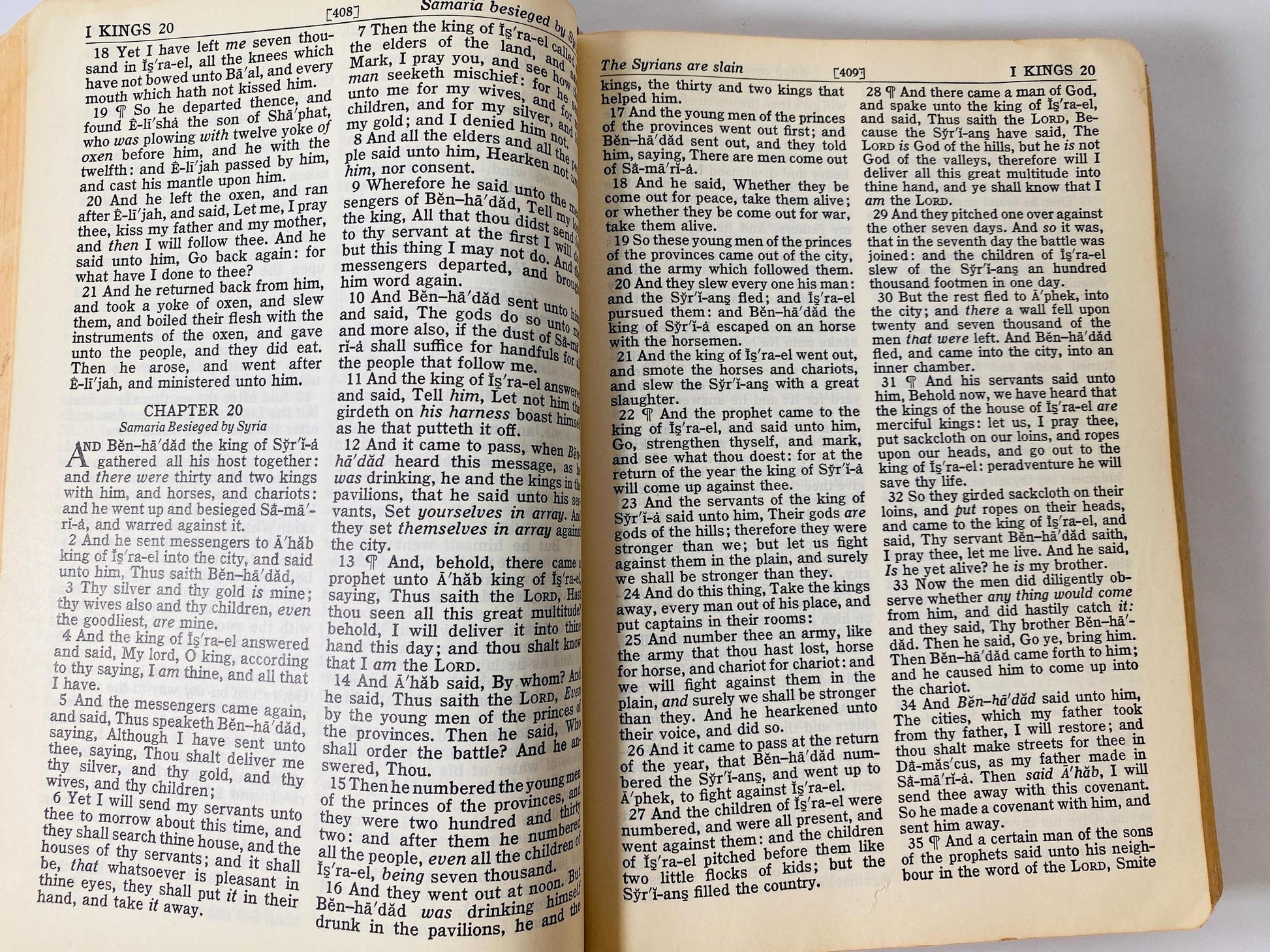 Holman Holy Bible Vintage book King James book New and Old Testaments KJV