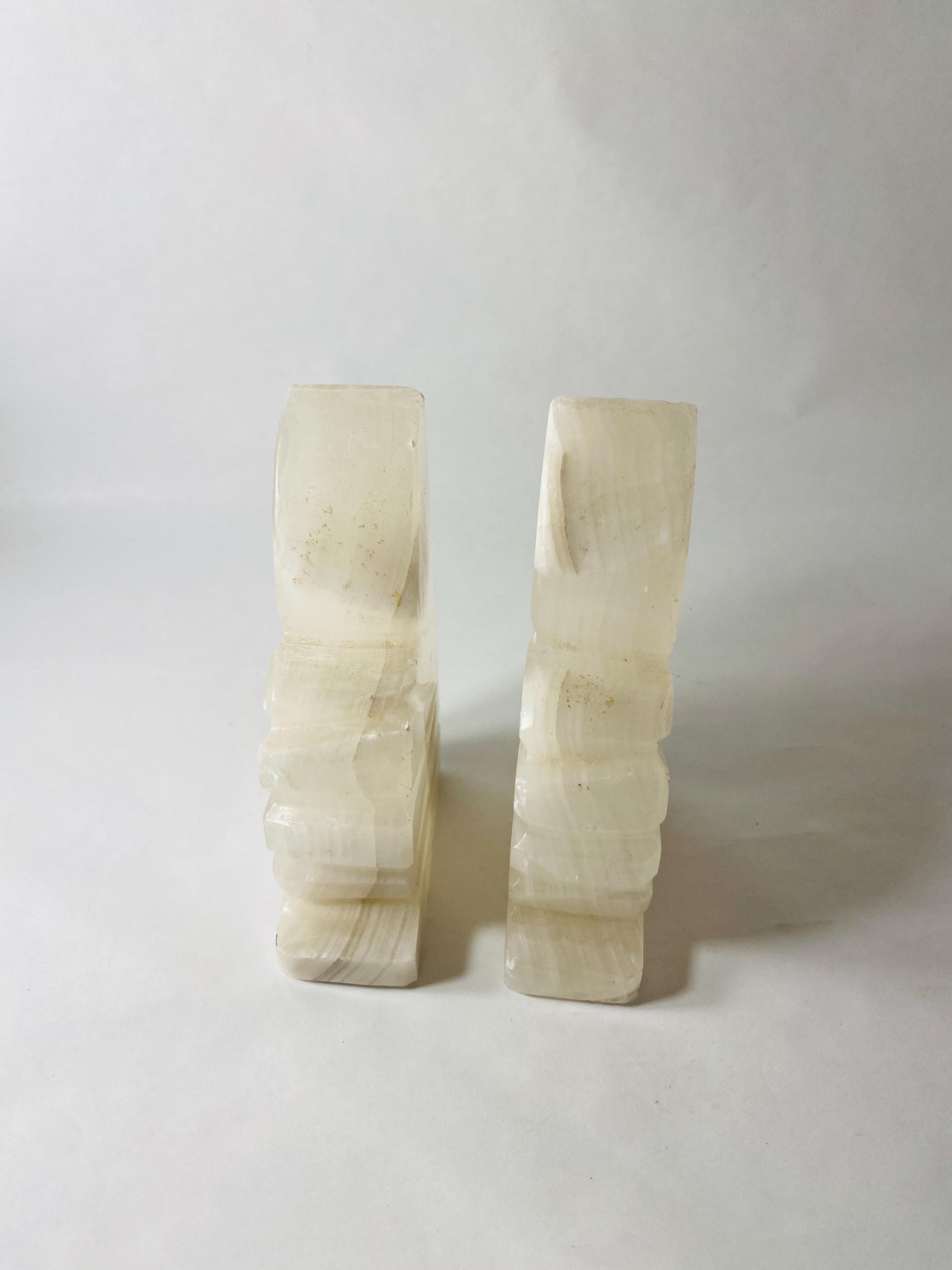 Vintage art deco alabaster bookends Beautiful cream color White Banded Stone Shell Fan Small Art Deco Marble Desk Decor