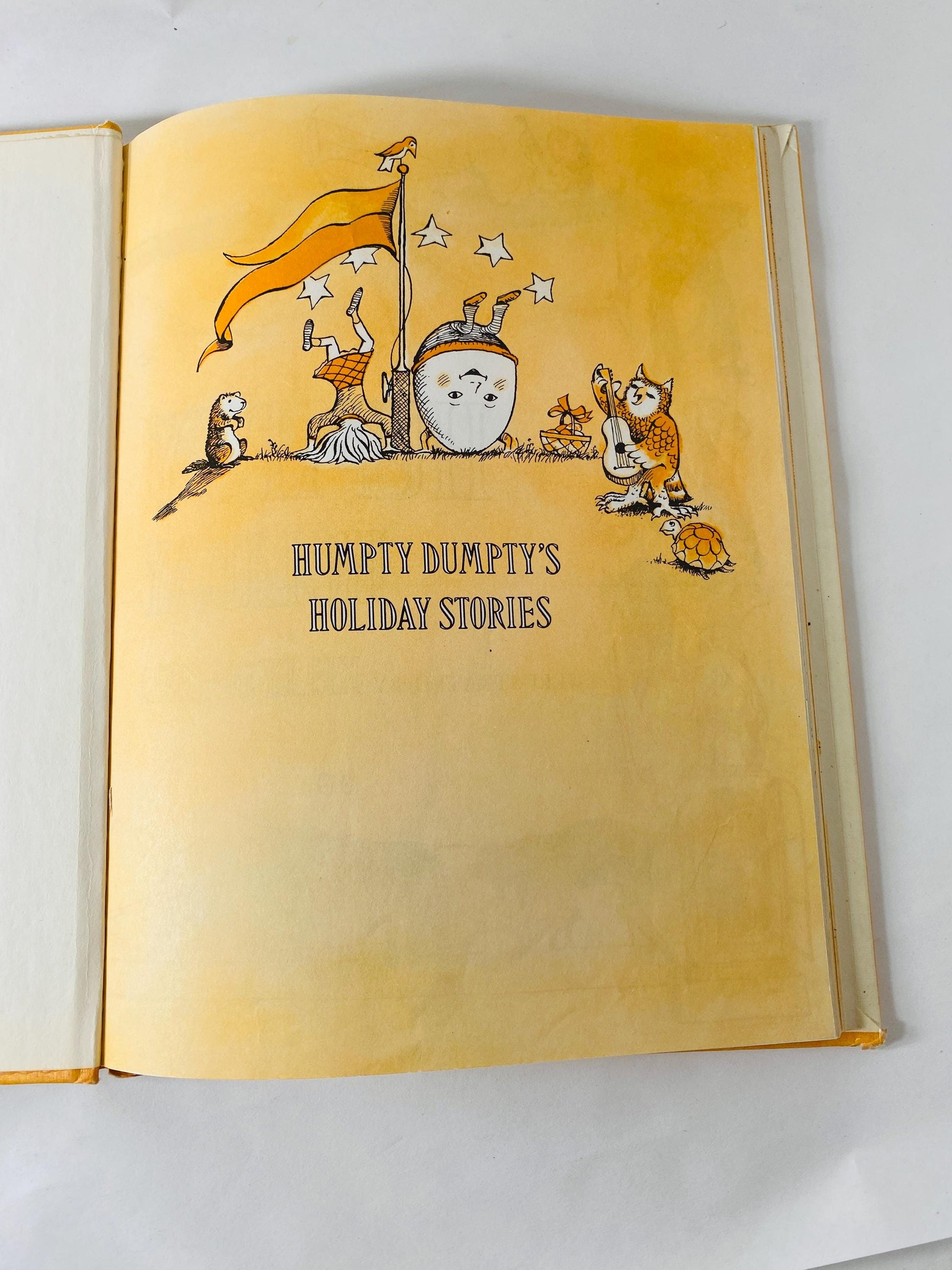 Humpty Dumpty's Holiday Stories vintage children's book illustrated by Kelly Oechsli circa 1973 Easter Groundhog Spring New Year Halloween