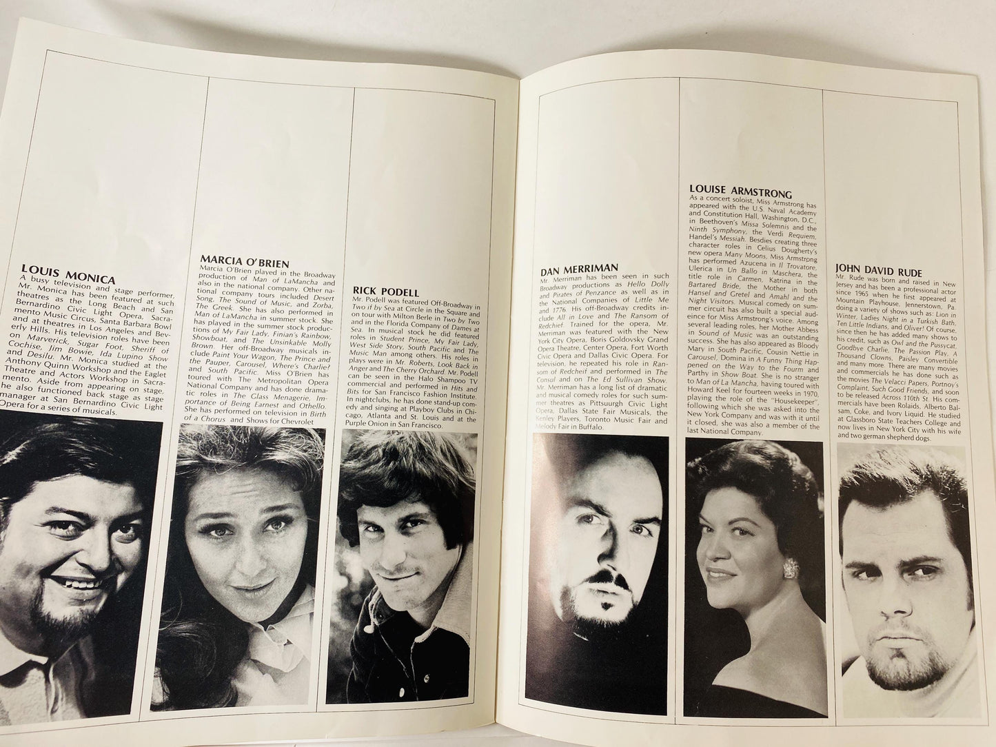 1972 Man of La Mancha Souvenir Program Howard Keel Maura K Wedge Vintage Musical Theatre Broadway Tour Memorabilia Mod Cover Art
