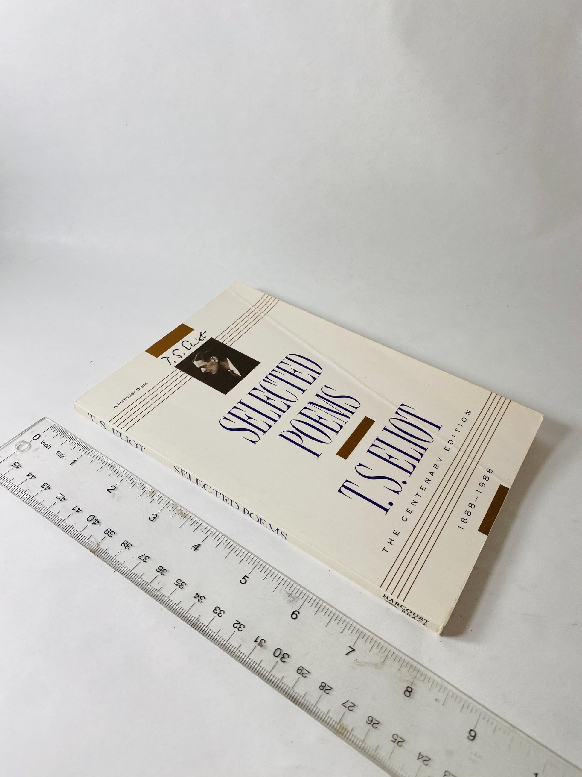 1971 TS Eliot vintage paperback book Selected Poems Love Song of J. Alfred Prufrock, Game of Chess, Waste Land, Hollow Men, Ash-Wednesday
