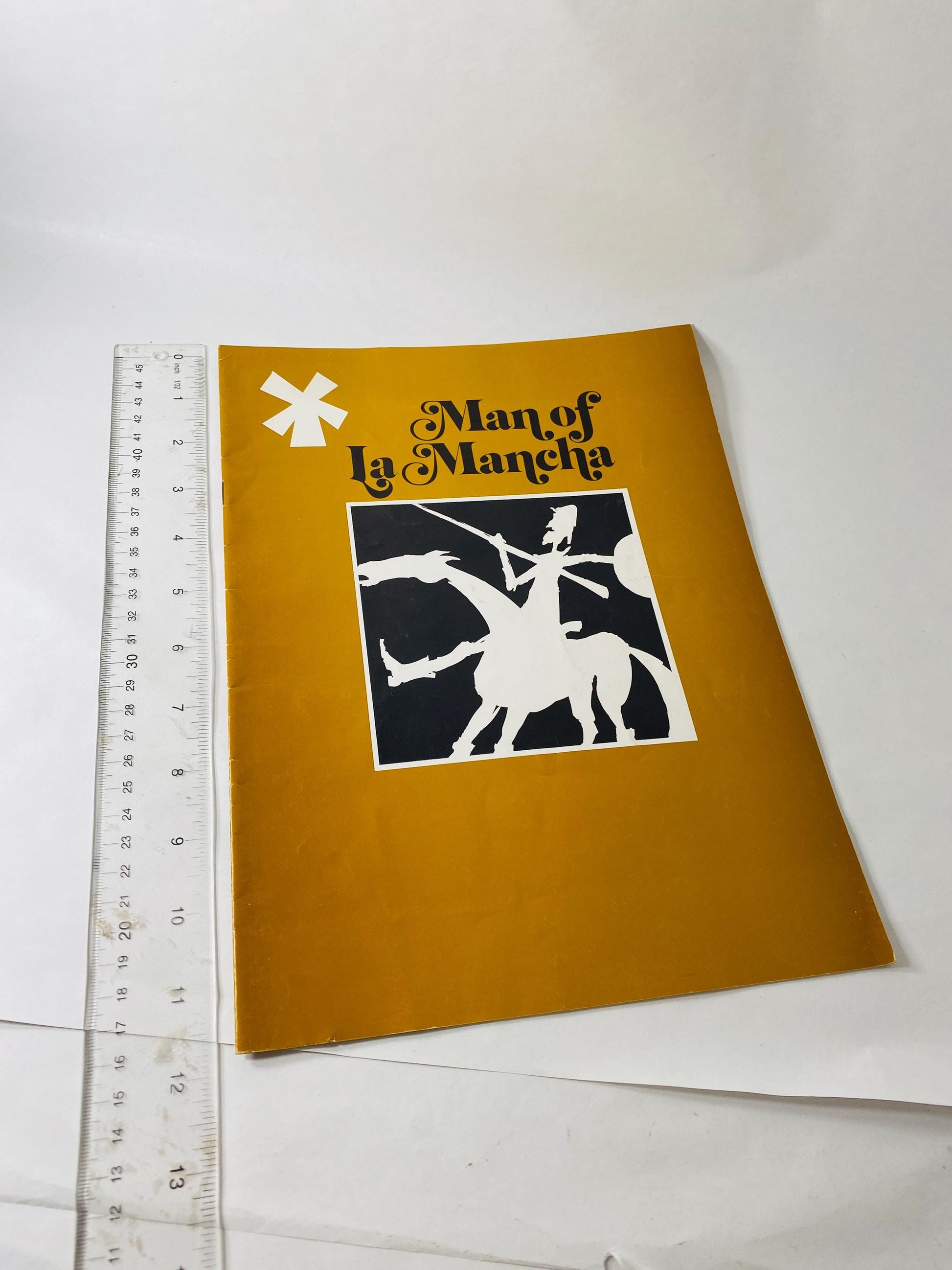 1972 Man of La Mancha Souvenir Program Howard Keel Maura K Wedge Vintage Musical Theatre Broadway Tour Memorabilia Mod Cover Art