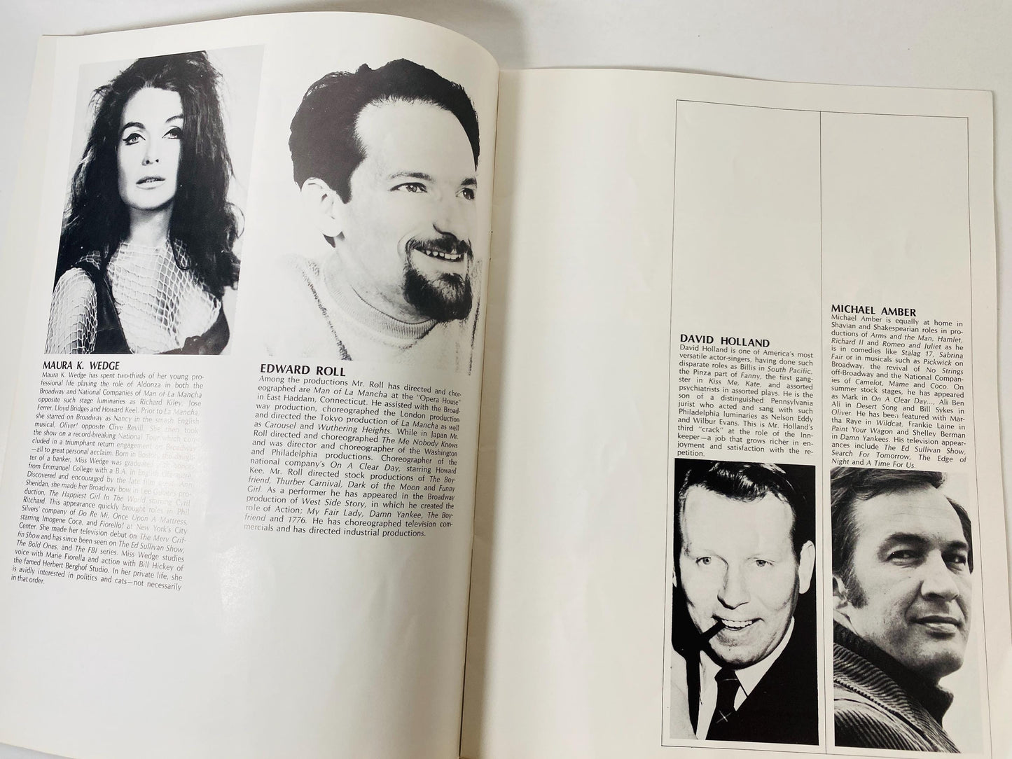 1972 Man of La Mancha Souvenir Program Howard Keel Maura K Wedge Vintage Musical Theatre Broadway Tour Memorabilia Mod Cover Art
