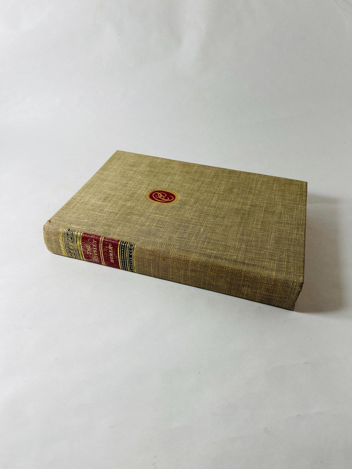 Homer The Odyssey circa 1942 Gray cloth covered vintage book. Greek epic poem set during the Trojan War. Beautiful bookshelf decor!