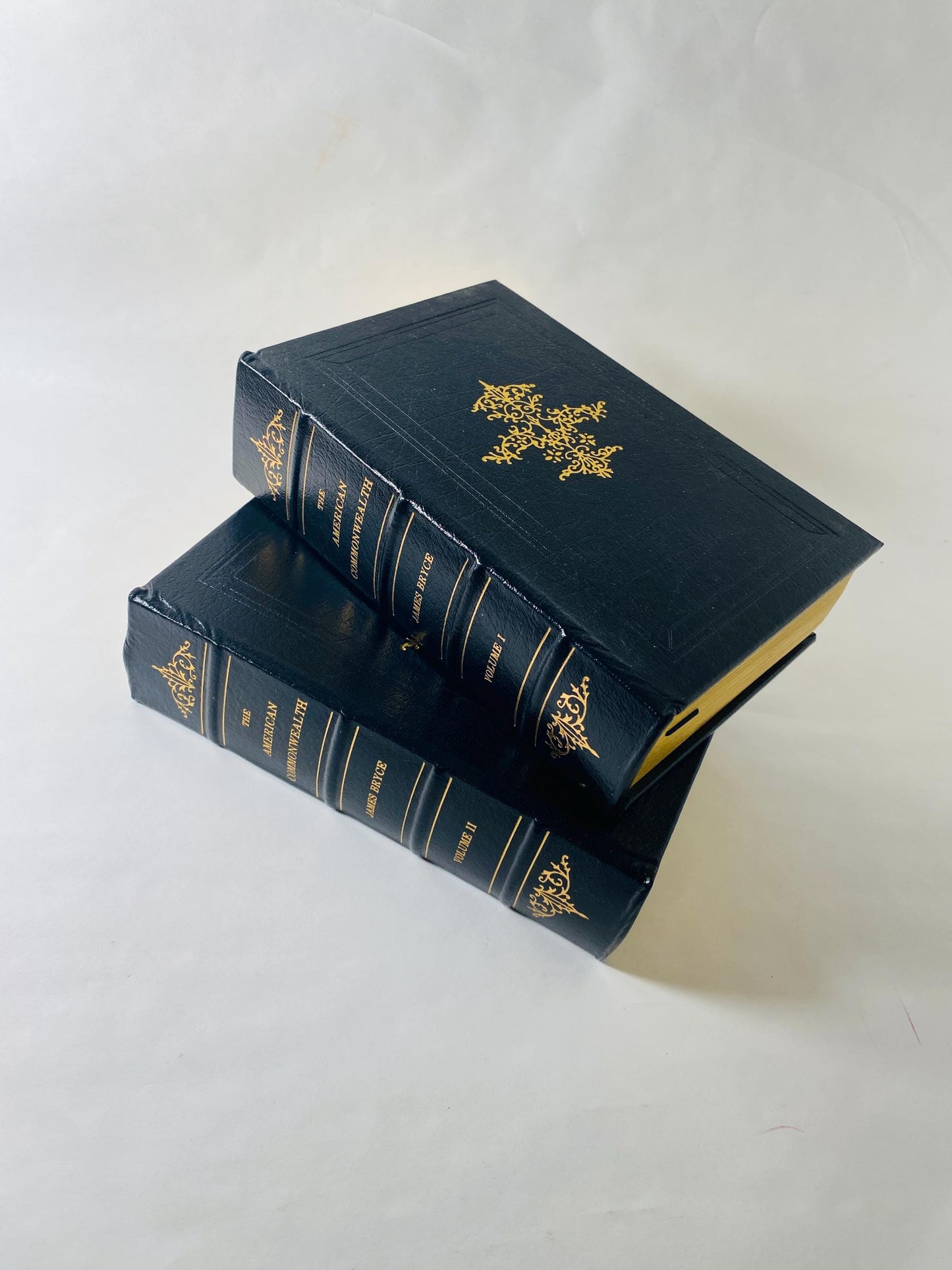 1987 American Commonwealth vintage 2 Volume Set by James Bryce Leather Gilt Law Constitutional History government philosophy attorney gift