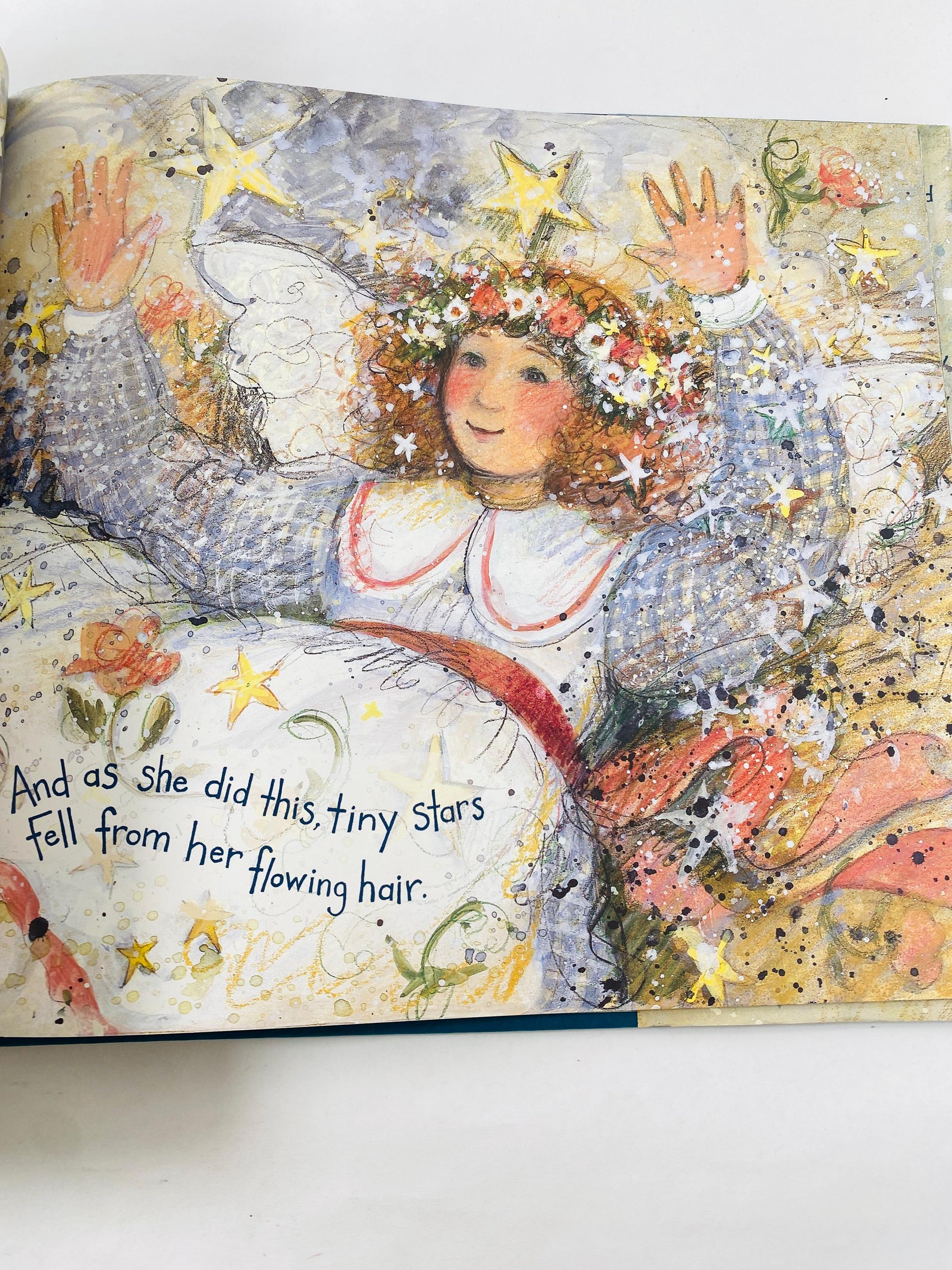 Everyday Angels by Mark Moulton illustrated by Susan Winget Vintage children's book about the true nature of angels in our lives