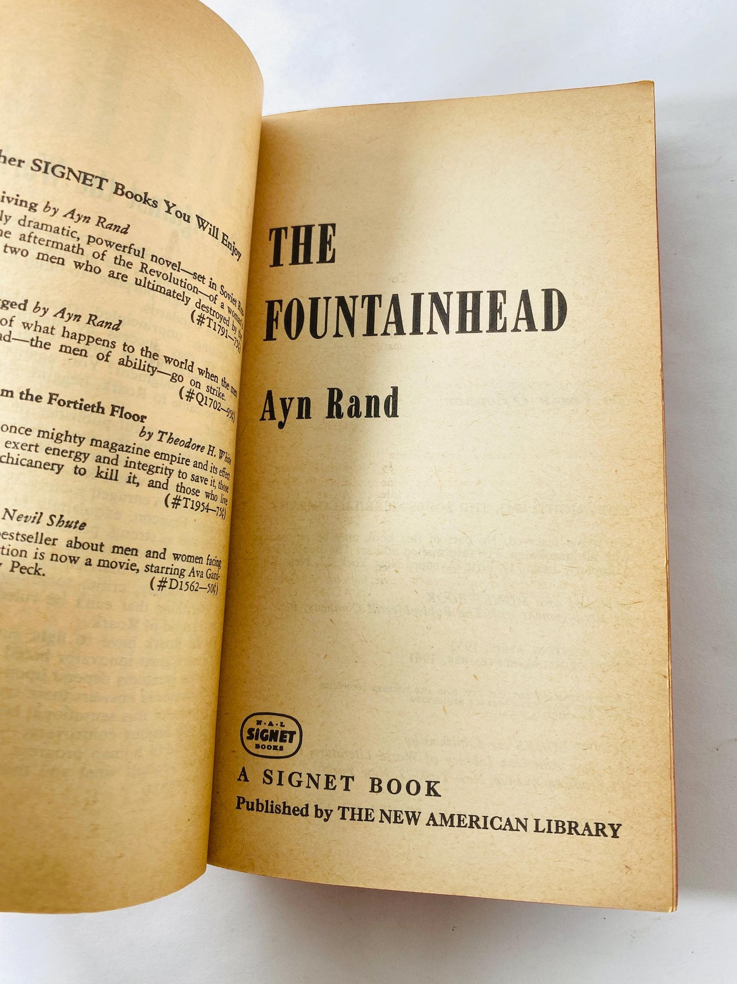 1961 Fountainhead vintage Signet paperback book by Ayn Rand philosophy Objectivism capitalism author of Atlas Shrugged