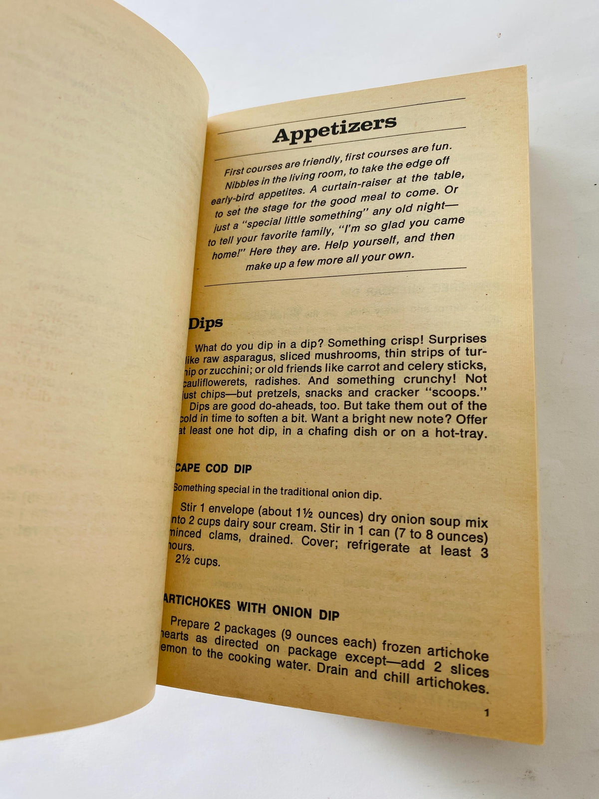 Betty Crocker's Cookbook vintage paperback book circa 1976 recipes cooking kitchen retro