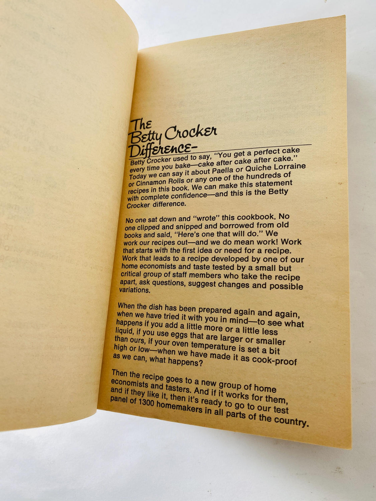 Betty Crocker's Cookbook vintage paperback book circa 1976 recipes cooking kitchen retro
