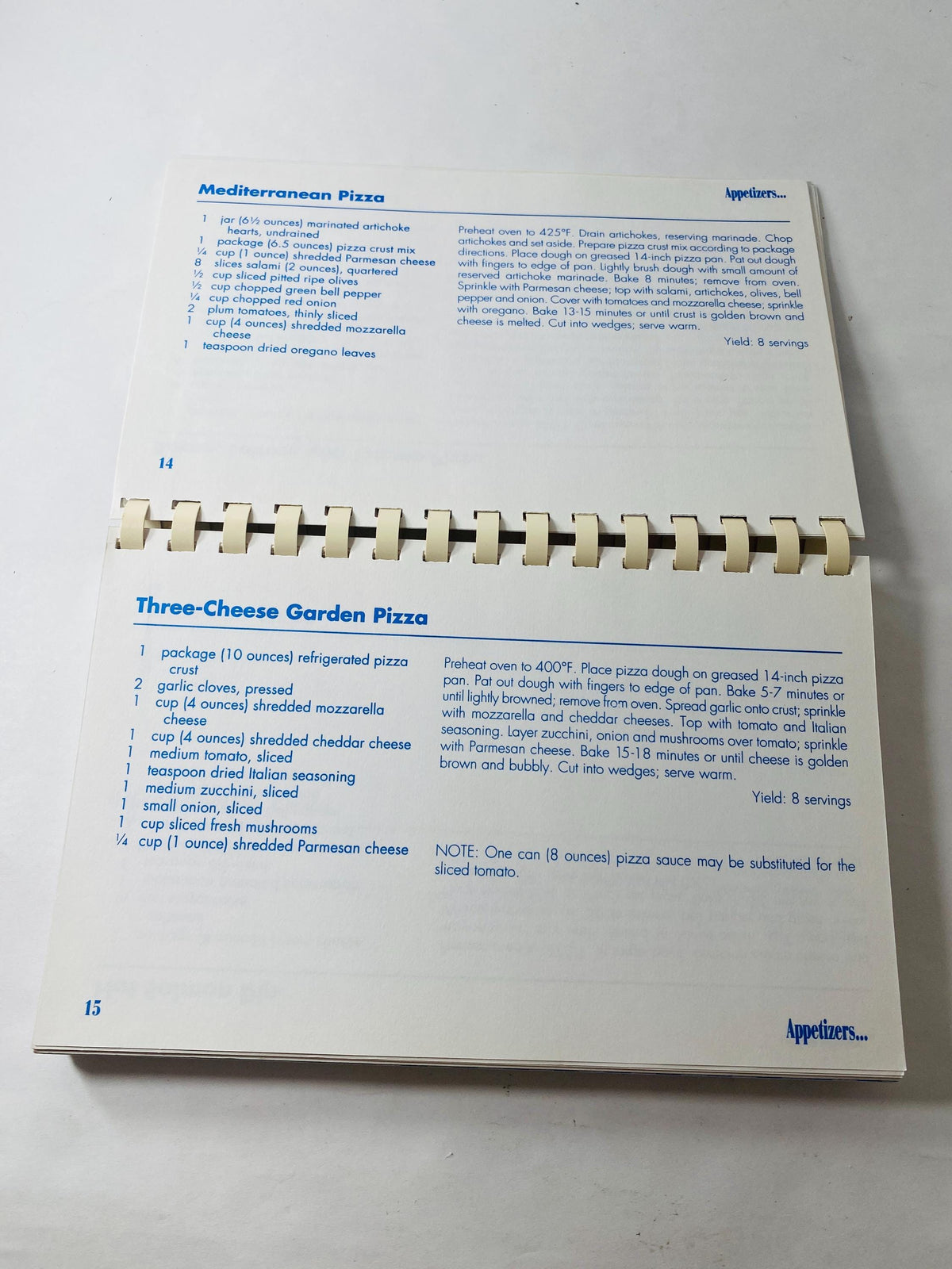 Pampered Chef vintage Recipes from the Heart spiral cookbook circa 1997 appetizers desserts main dishes sticky buns biscuits pepper steak