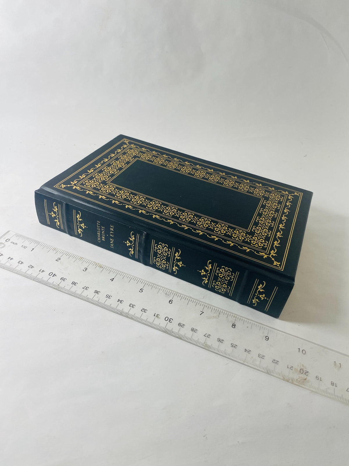 1981 Jane Eyre vintage book by Charlotte Bronte Black leather cover with beautiful gold trim Spirited intelligent woman Franklin Library