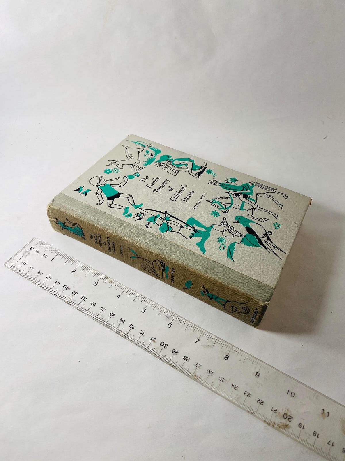 1956 Family Treasury Children's Stories Book 2 Fairies, Fables, and Folk Tales Cinderella Sleeping Beauty Emperor's New Clothes