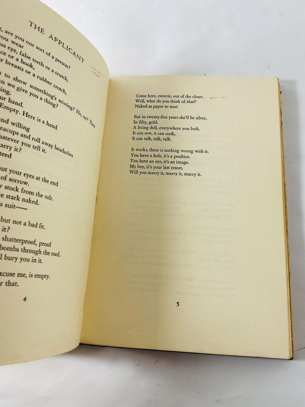 1966 Harper & Row EARLY US printing of Sylvia Plath’s historic posthumous masterpiece, Ariel. Poetry Christmas gift