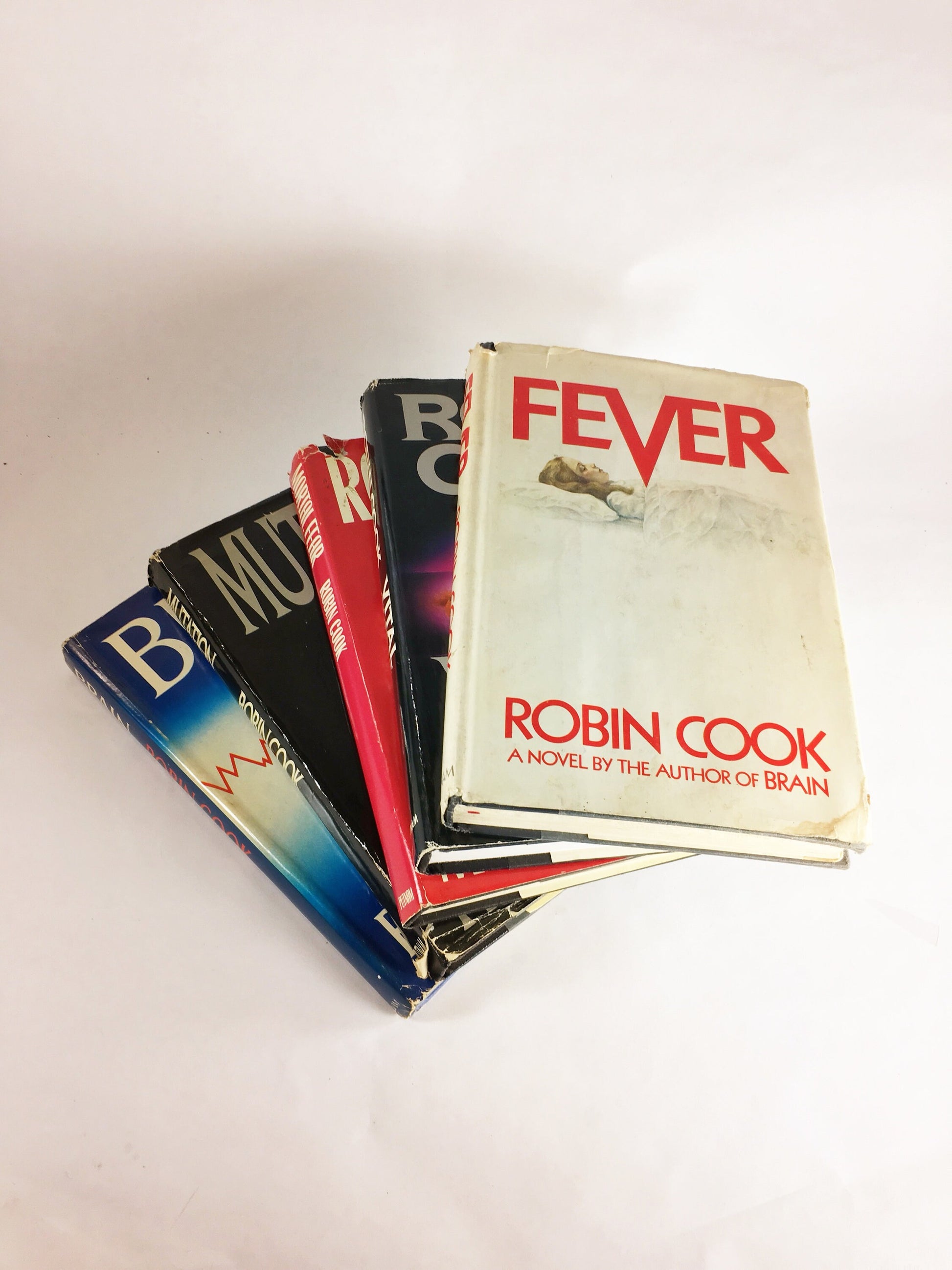 1980s Robin Cook best selling novel set Fever, Brain, Vital Signs, Mortal Fear, Mutation. Vintage medical mystery thriller book lot. Gift