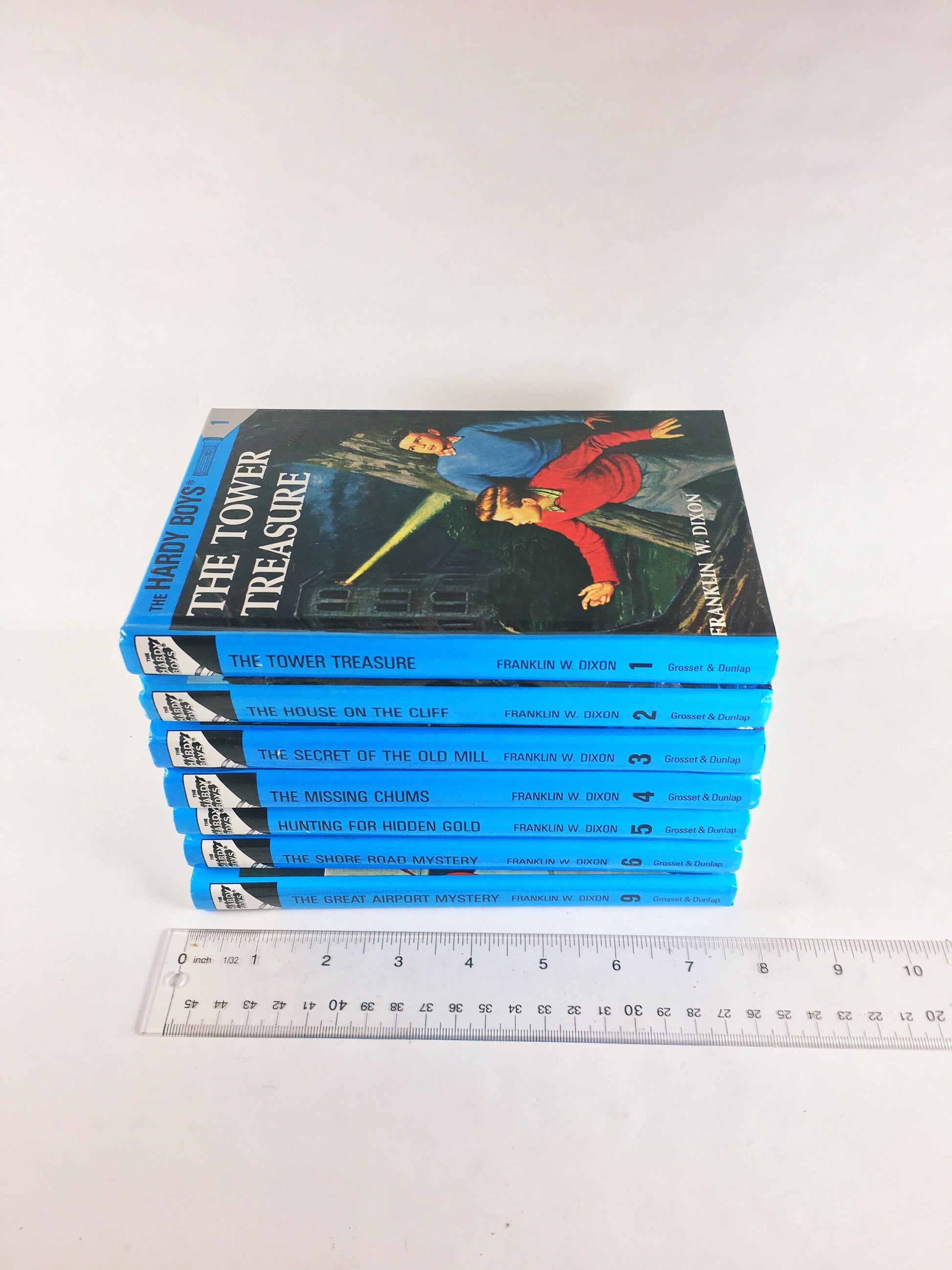 Hardy Boys vintage books lot by Franklin Dixon Glossy Flashlight Picture cover books. Blue tween teen mystery series home reading