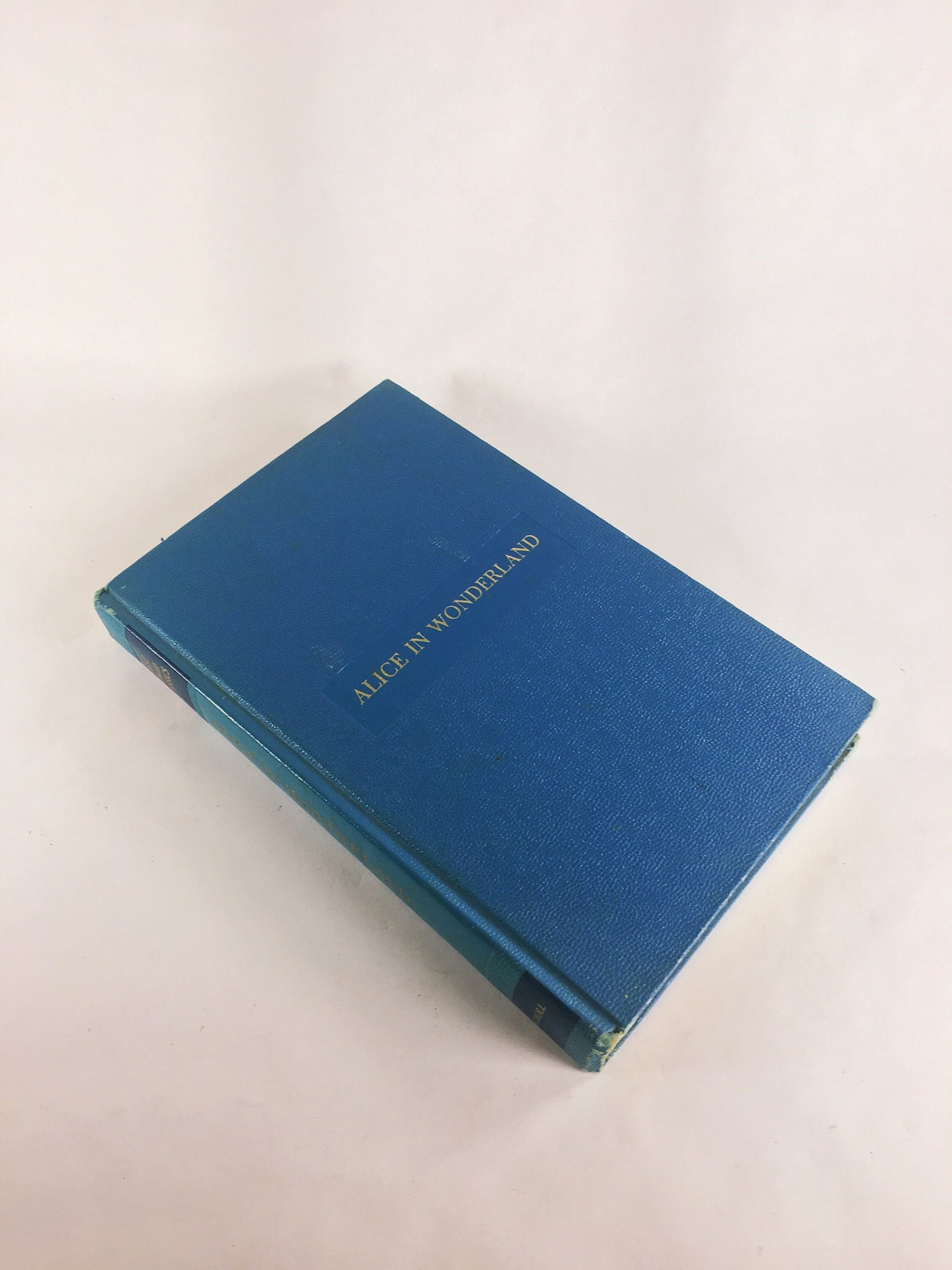 Alice in Wonderland, Pride & Prejudice Robinson Crusoe Huckleberry Finn Vintage Best Loved Classics sky blue book set circa 1949.