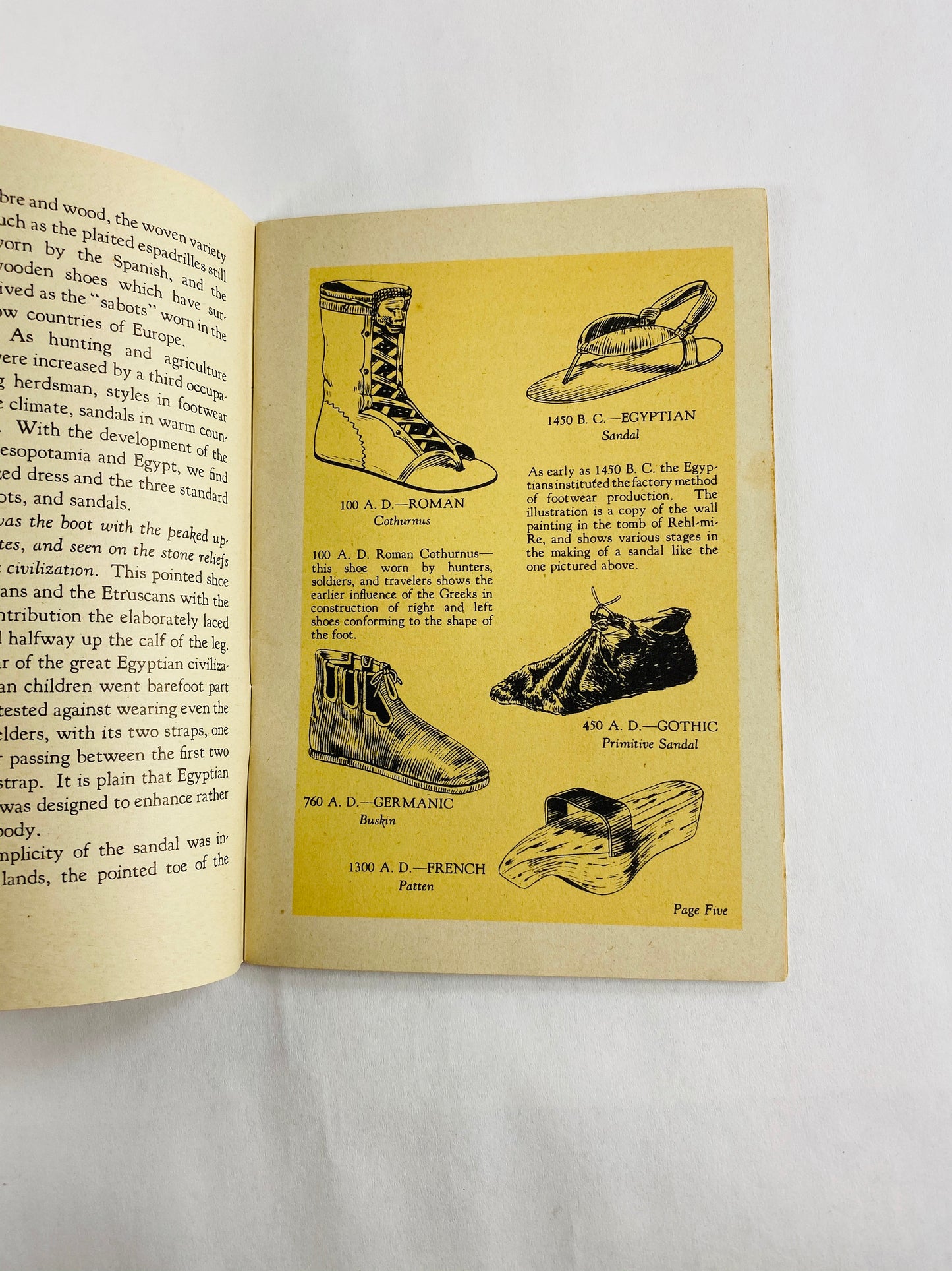 Shoes Thru the Ages Poll-Parrot and Farrar's Store vintage pamphlet circa 1950s-1960s. Fashion & history in the evolution of footwear