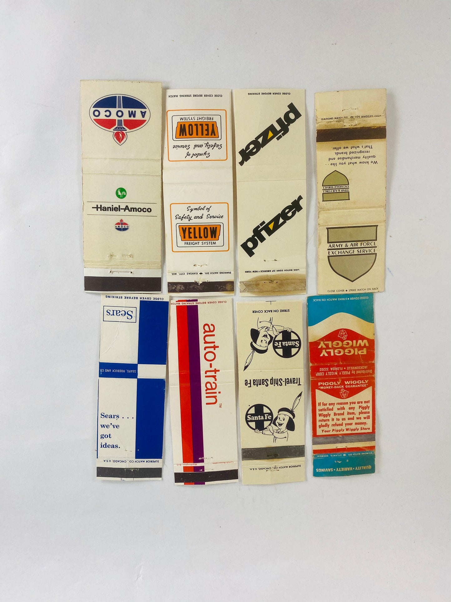 Army & Airforce Exchange Amoco Piggly Wiggly Pfizer Sears Vintage Matchbook cover lot Yellow Freight Auto-Train Merchant advertising