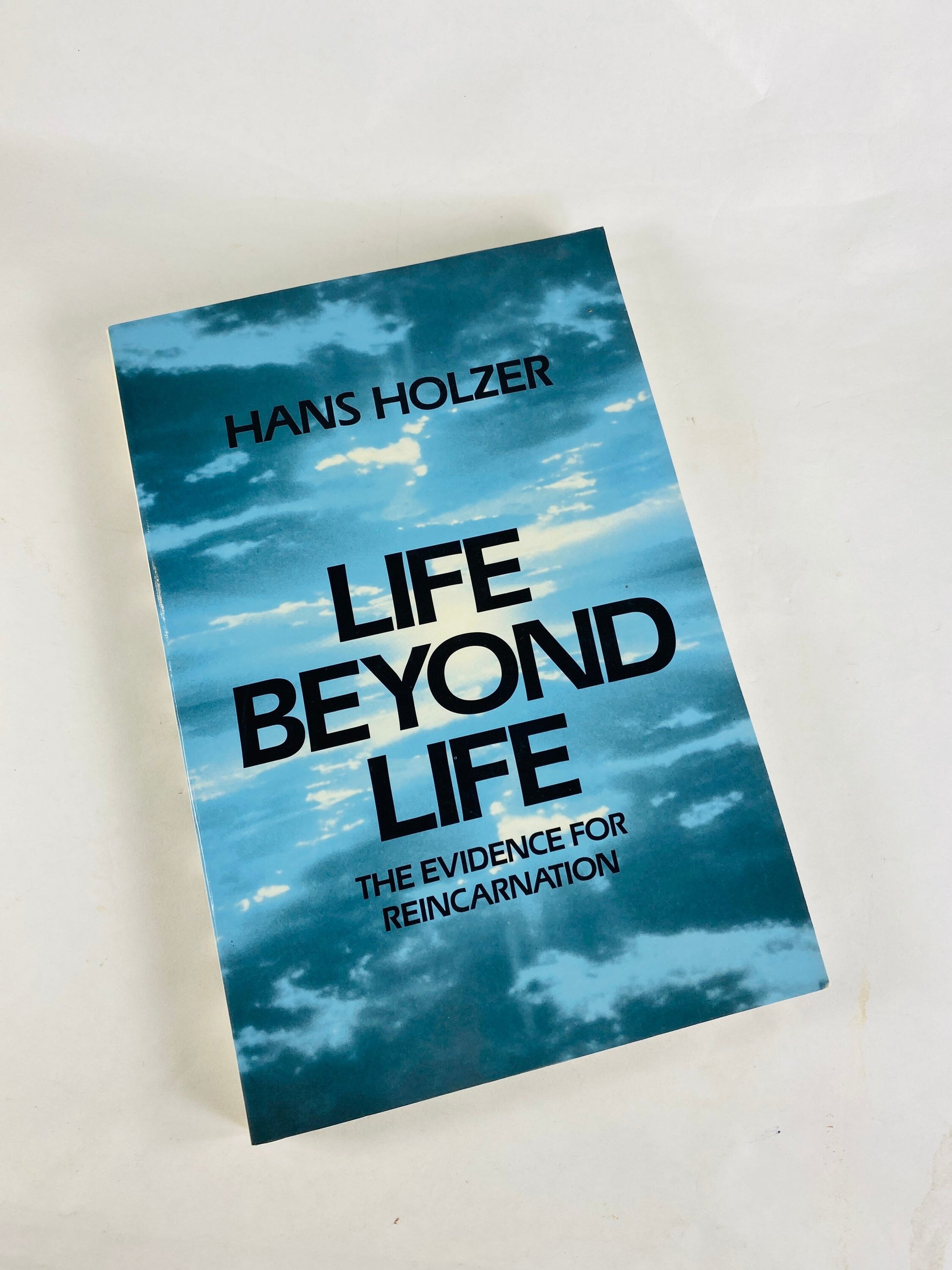 Life Beyond Life vintage paperback book by Hans Holzer circa 1986 witches destiny Occult speak communication with deceased spiritual