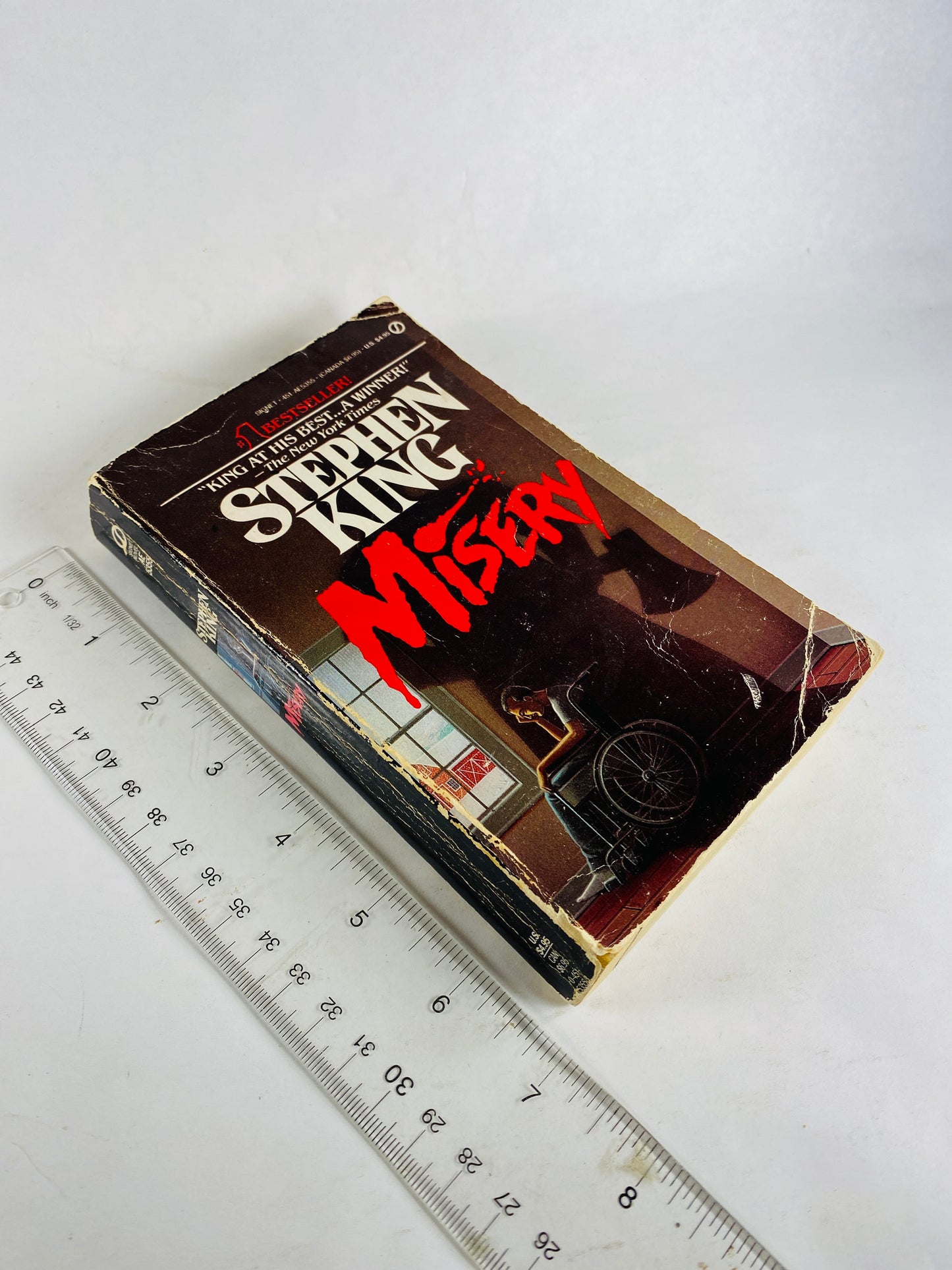 Misery vintage paperback book by Stephen King circa 1988 Horror Collectible home Bookshelf decor unique Valentine's gift him her
