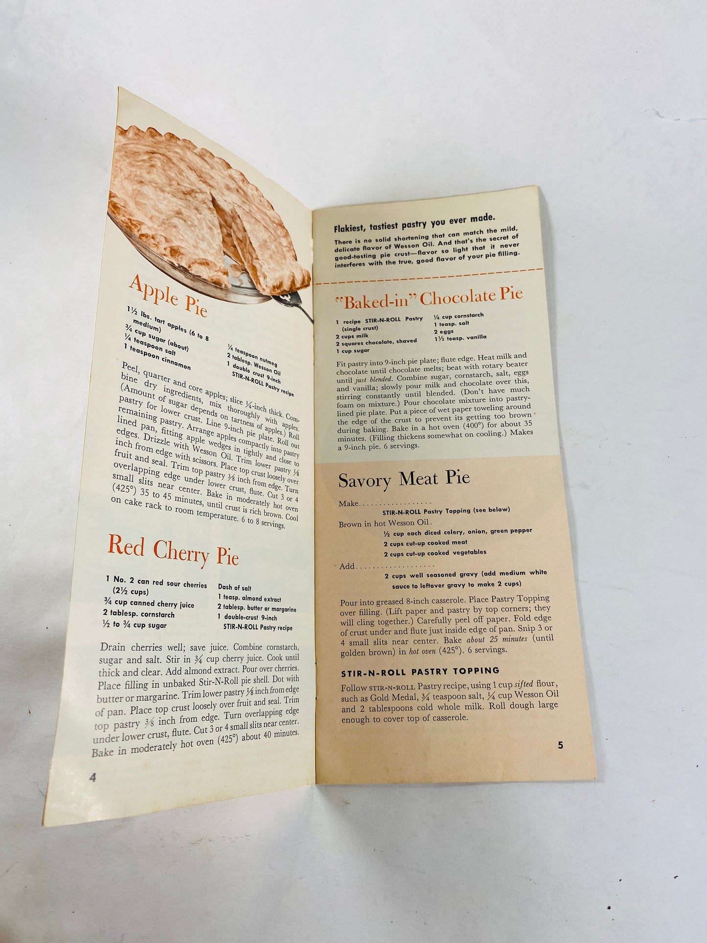 1940s Wesson Oil and Munsey Cooking recipe vintage cookbook booklets Kitchen Recipes retro advertising lot