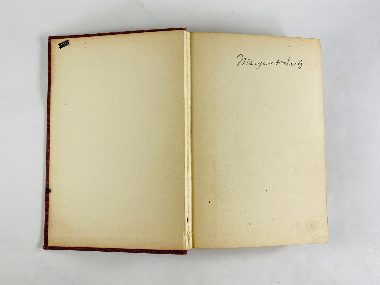 Poetry of Robert Browning vintage book circa 1909 with biography by AJ George. Boston Little Brown and Co Red book decor