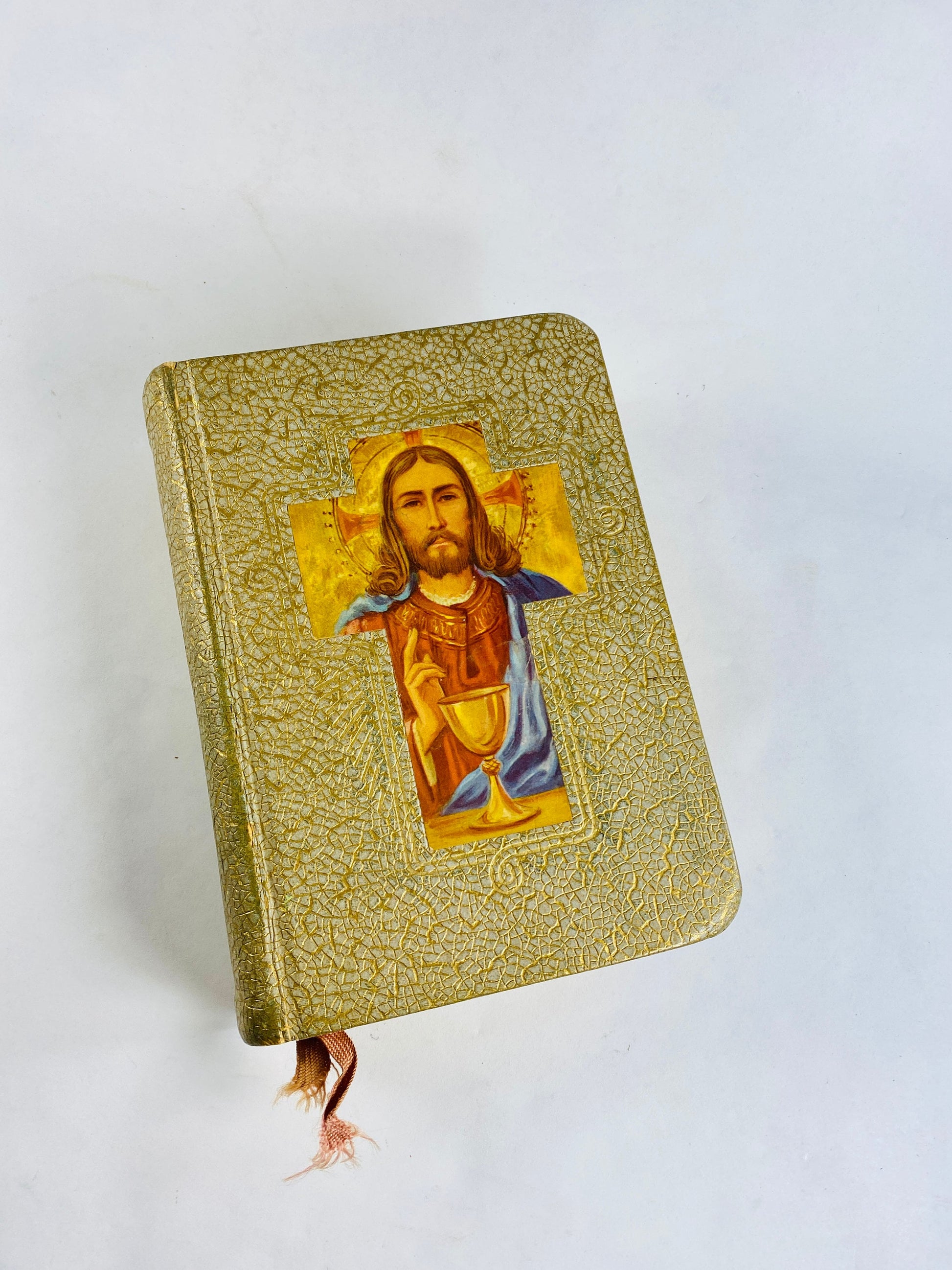 1964 Vintage Missal GORGEOUS beige binding Catholic Official Prayers Mass Book Monsignor John P O'Connell New York Chicago