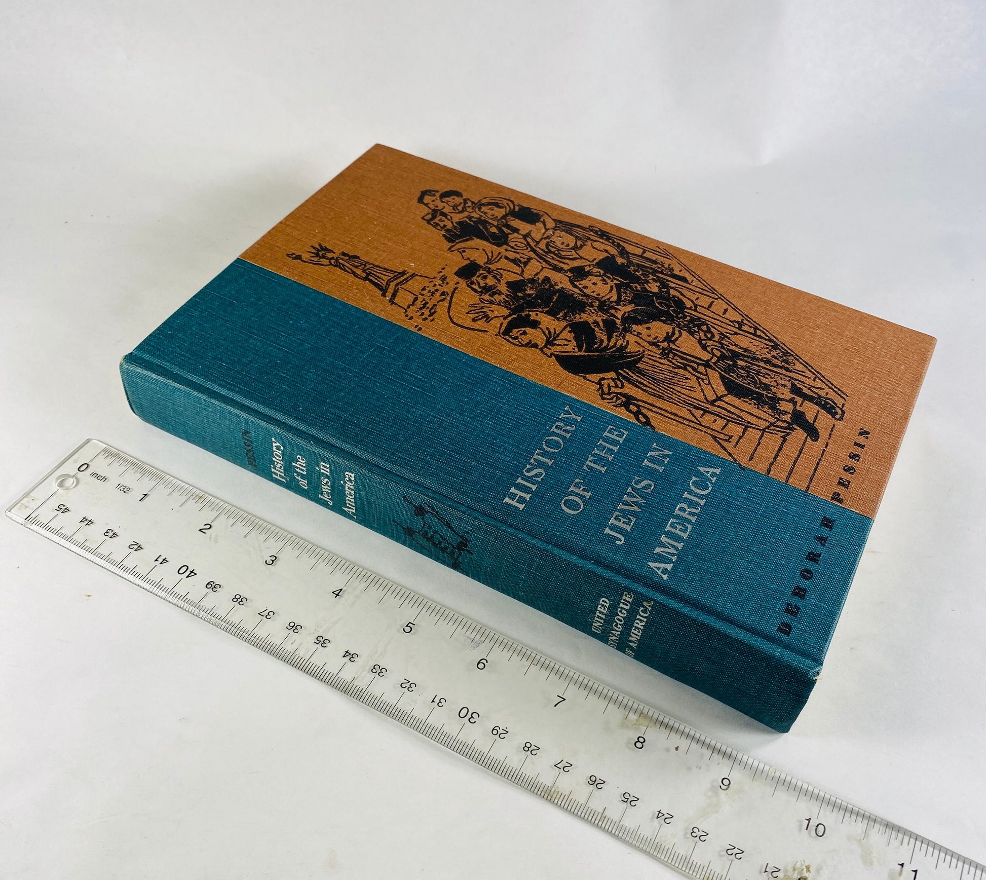 Jews in America vintage book by Deborah Pessin circa 1957 Jewish American intellectual, political structure.
