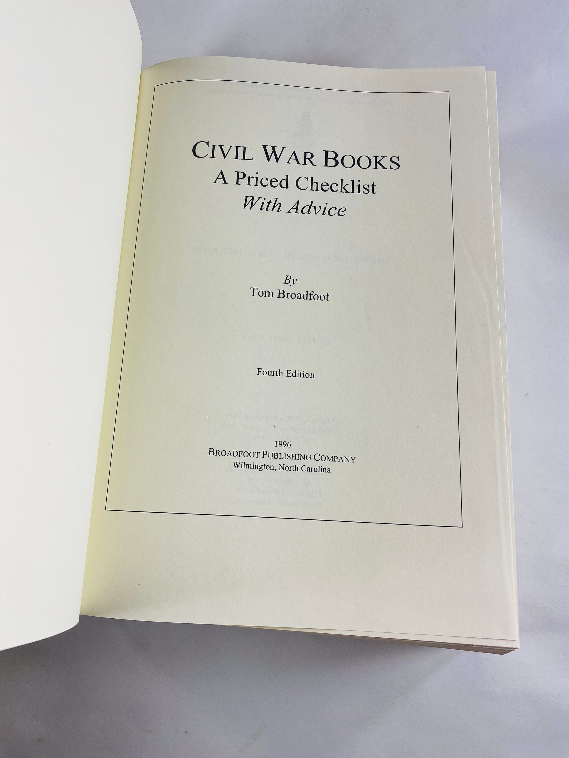 Civil War Books vintage collector's book by Tom Broadfoot HUGE priced checklist with advice reference manual