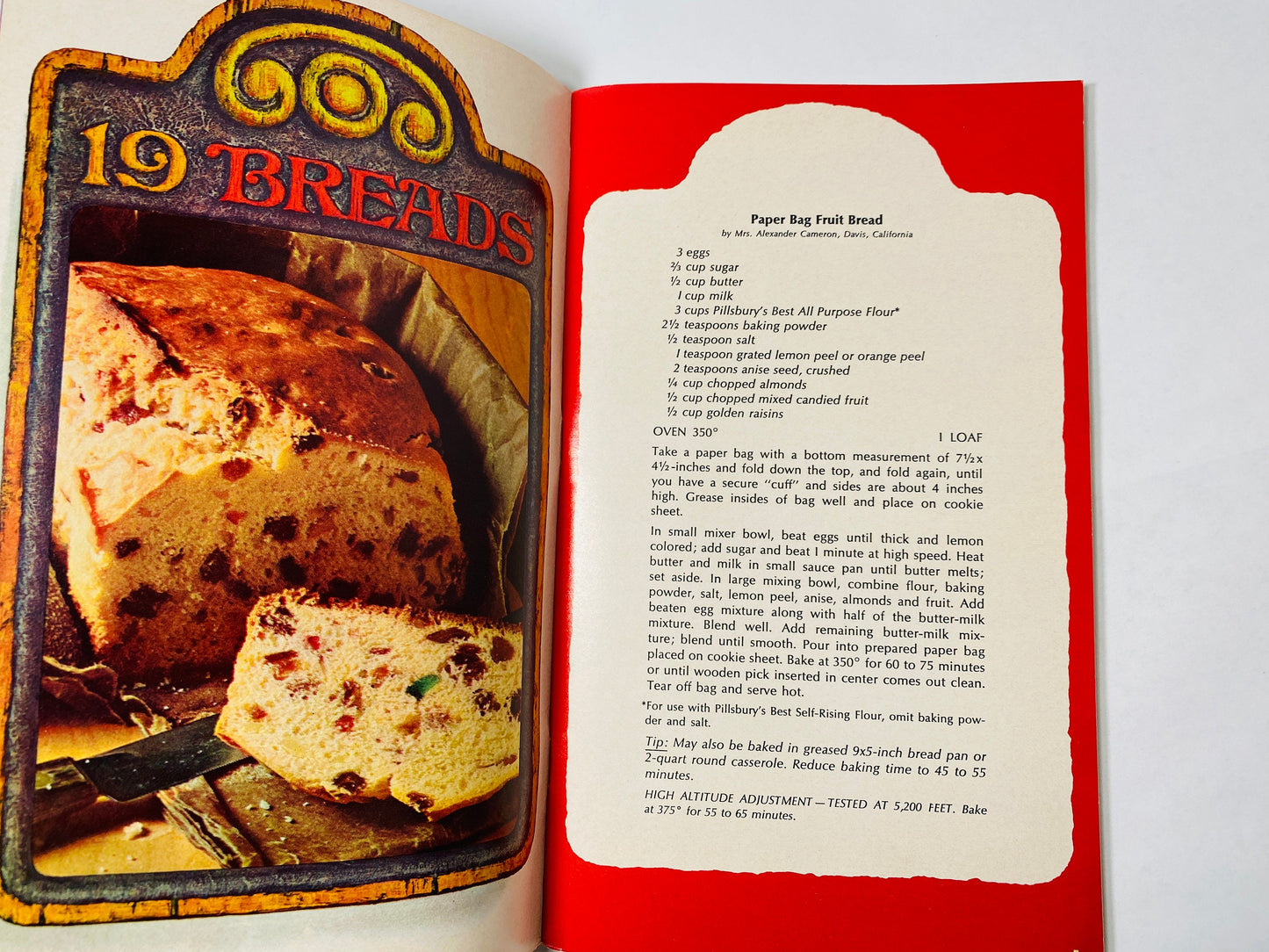 Pillsbury Vintage Baking Recipe cookbook booklet circa 1968 by Ann Pillsbury. Kitchen retro decor.