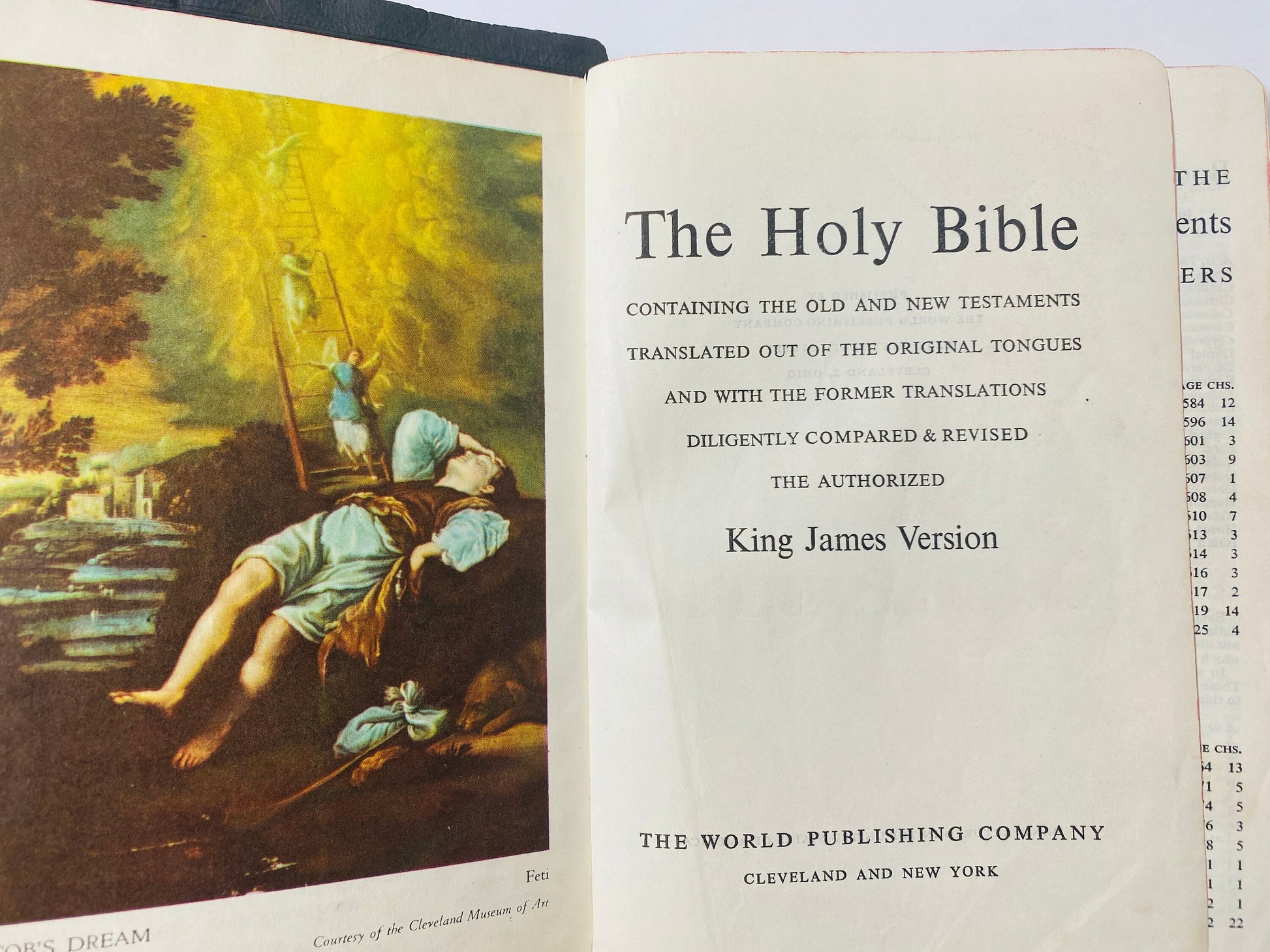 Holy Bible Old & New Testaments Revised Standard Version circa 1952. Vintage bible w black leather cover. World Publishing. King James Rev