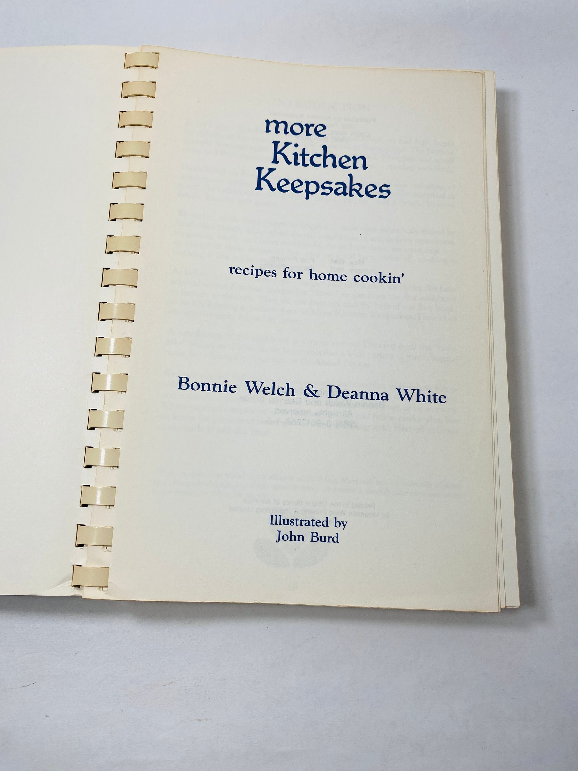 More Kitchen Keepsakes Cookbook EARLY PRINTING Vintage cookbook circa 1986 by Bonnie Welch. Family-Style Cooking