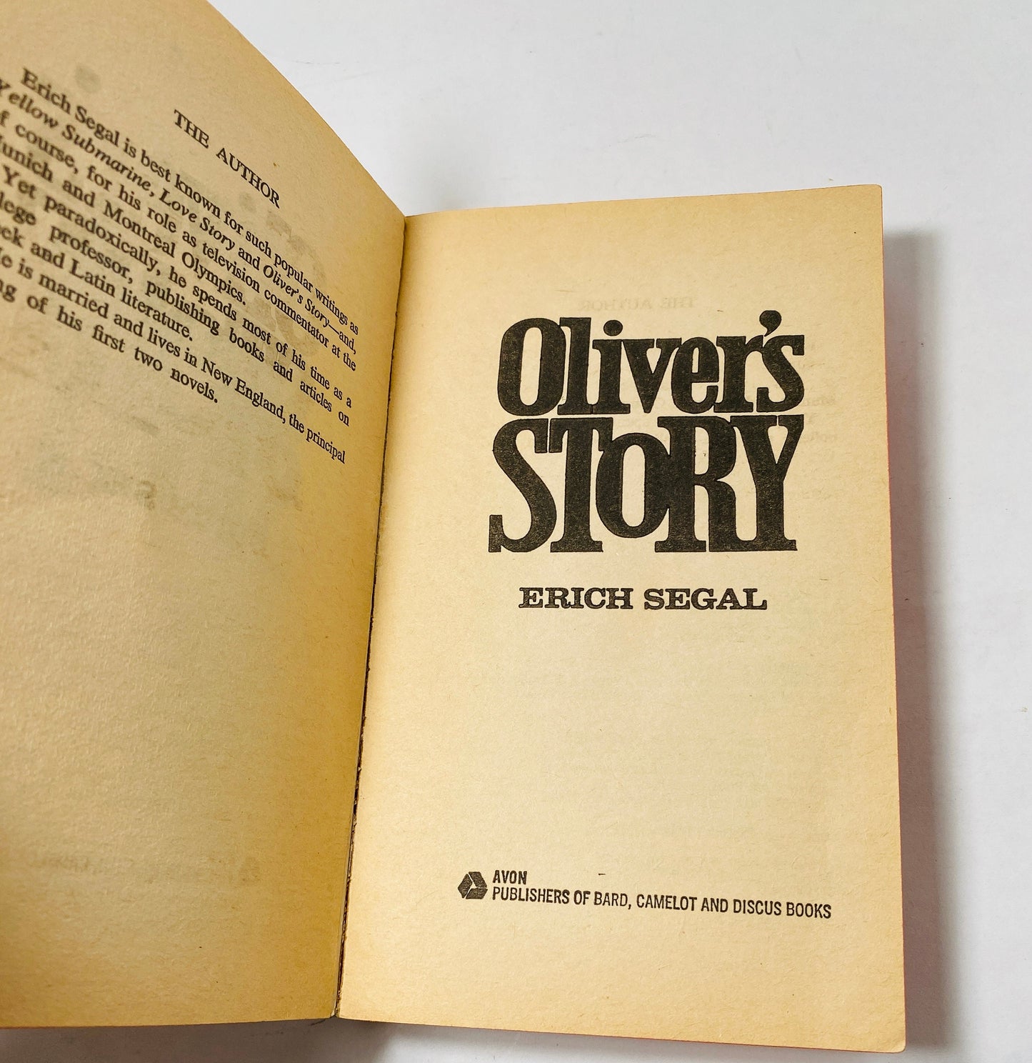 Oliver's Story by Erich Segal Vintage paperback book circa 19778 Romance after loss. Follow-up to Love Story.