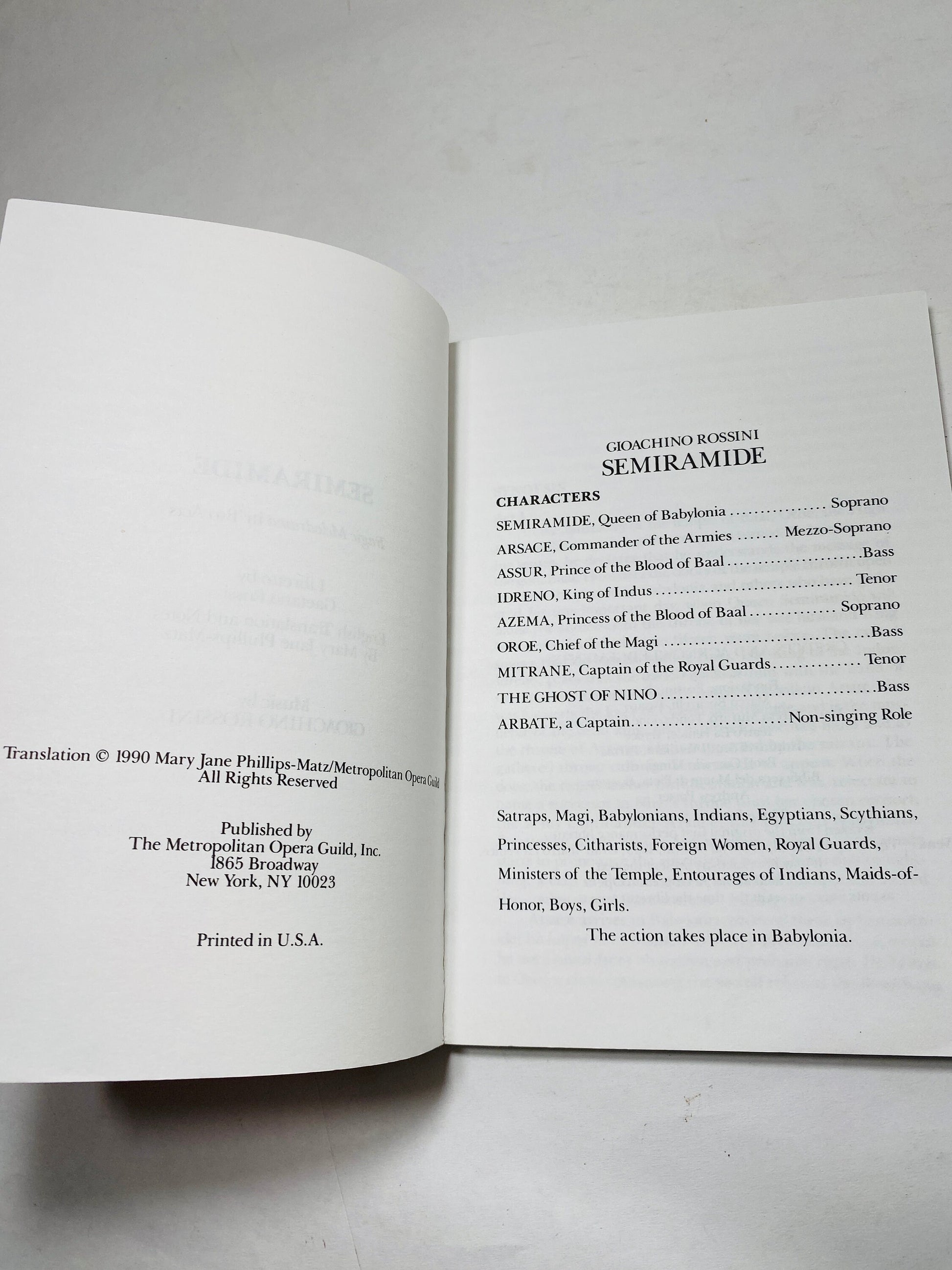 Semiramide Libretto Metropolitan Grand Opera New York City Tragic Melograma Gaetano Rossi circa 1990 vintage paperback book